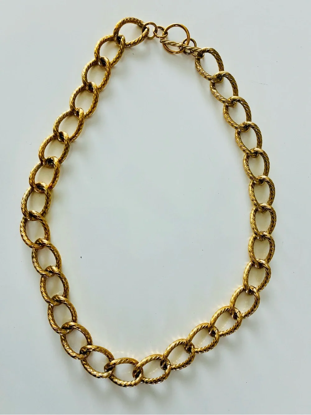 VTG Bold Dramatic Gold-Tone Textured Link Necklace Women’s Trending Jewelry 172g